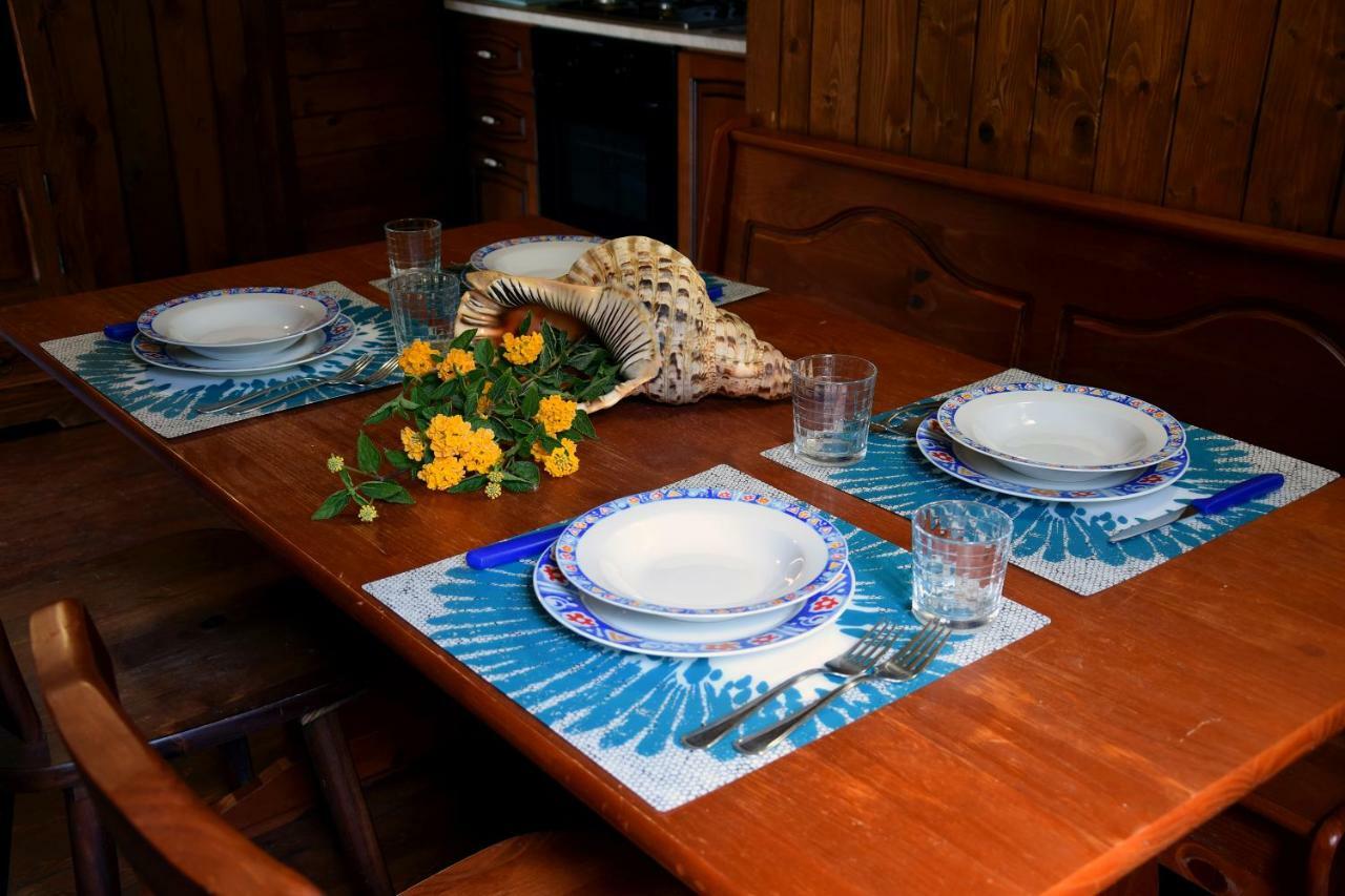 Riviera Degli Eucalipti - Cottage In Riva Al Mare อาชิเรอาเล ภายนอก รูปภาพ