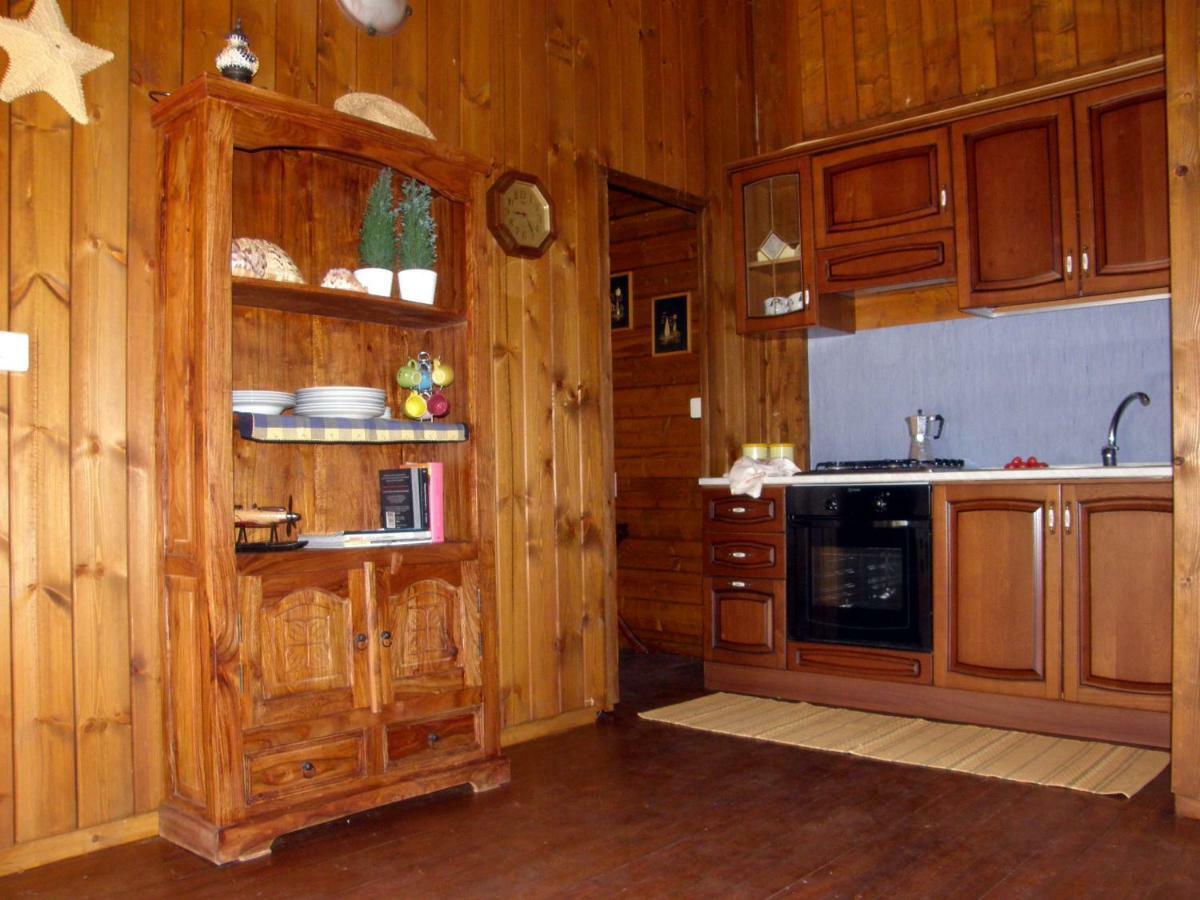 Riviera Degli Eucalipti - Cottage In Riva Al Mare อาชิเรอาเล ภายนอก รูปภาพ